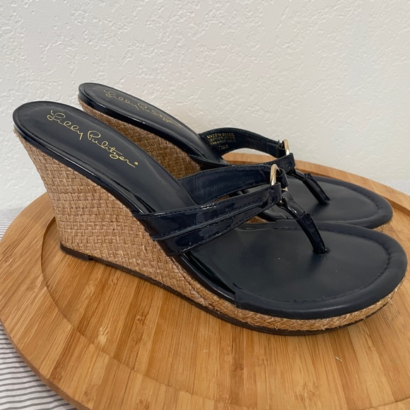 Lilly Pulitzer Shoes - Lilly Pulitzer McKim Patent Leather Thong Wedge Resort Beach Heels 7.5